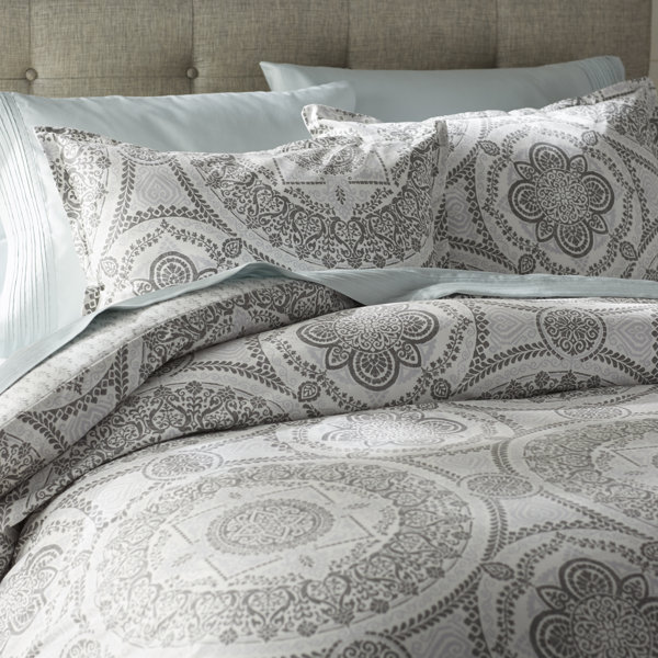 Apollo Medallion 150 Thread Count 100% Cotton Reve